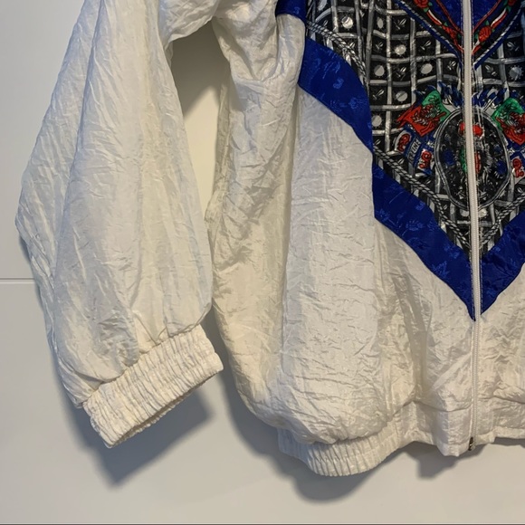 Northern Climate | Windbreaker Jacket - Picture 9 of 16